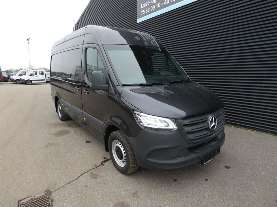 Mercedes Sprinter 319 3,0 CDi A2 Kassevogn aut. RWD