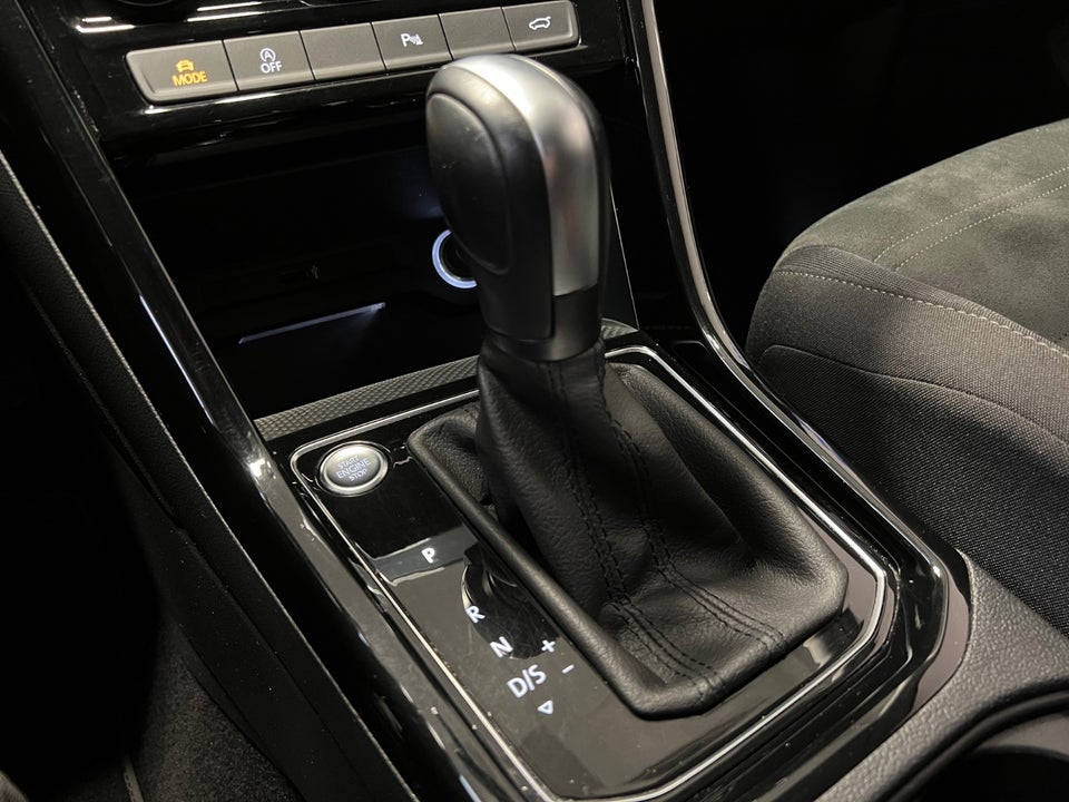 VW Touran 1,5 TSi 150 Highline DSG 7prs 5d