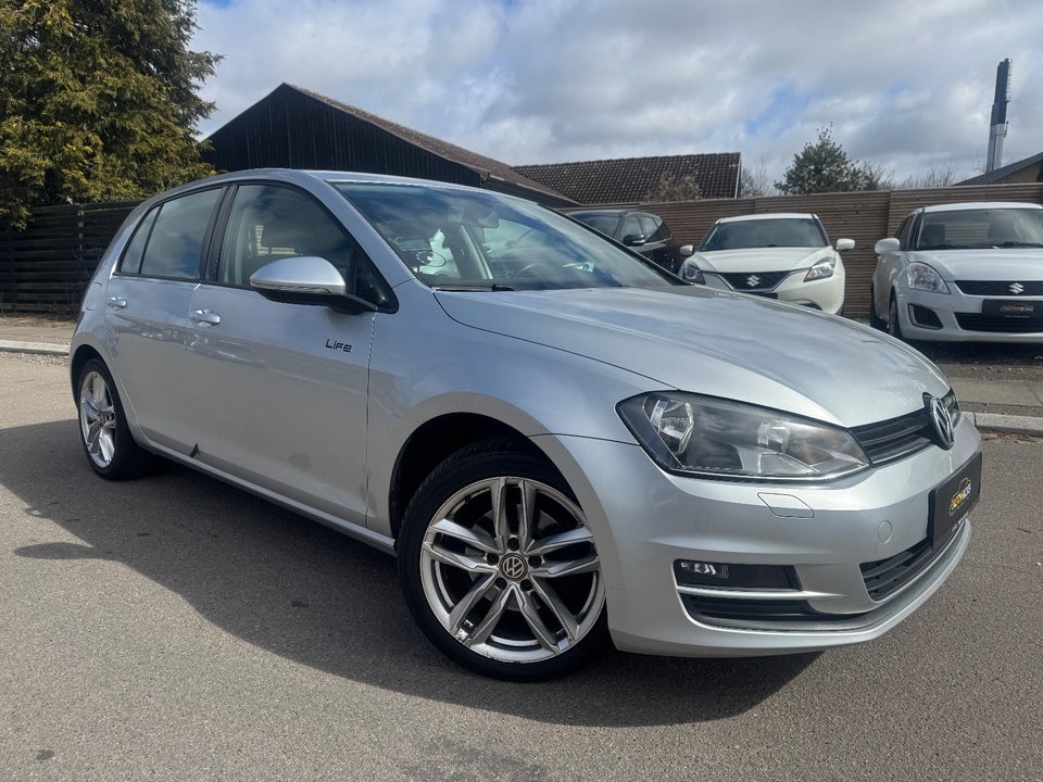 VW Golf VII 1,4 TSi 122 Comfortline BMT 5d