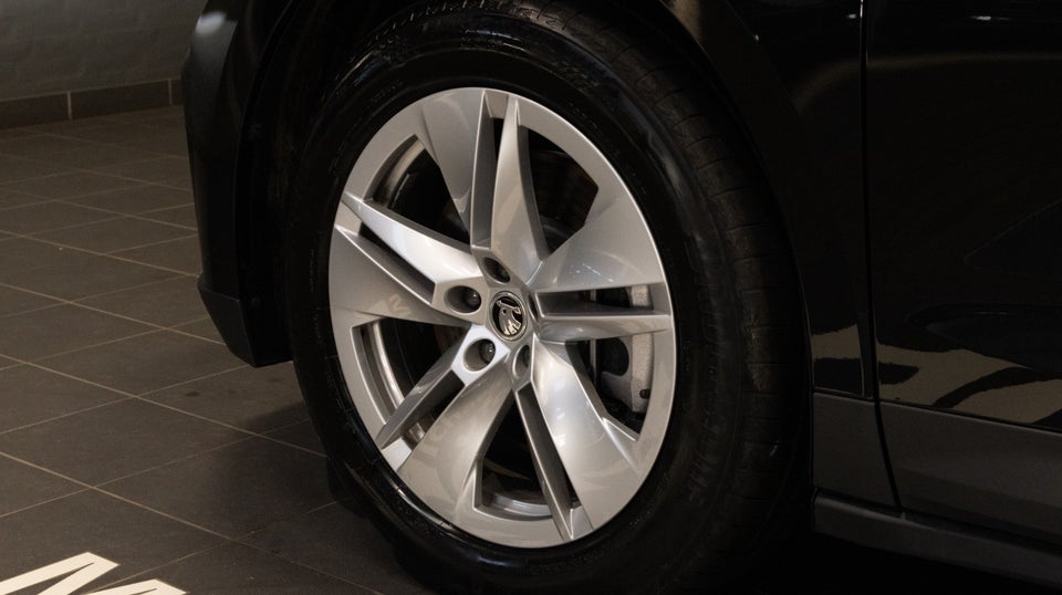 Skoda Enyaq 85 iV Premium 5d