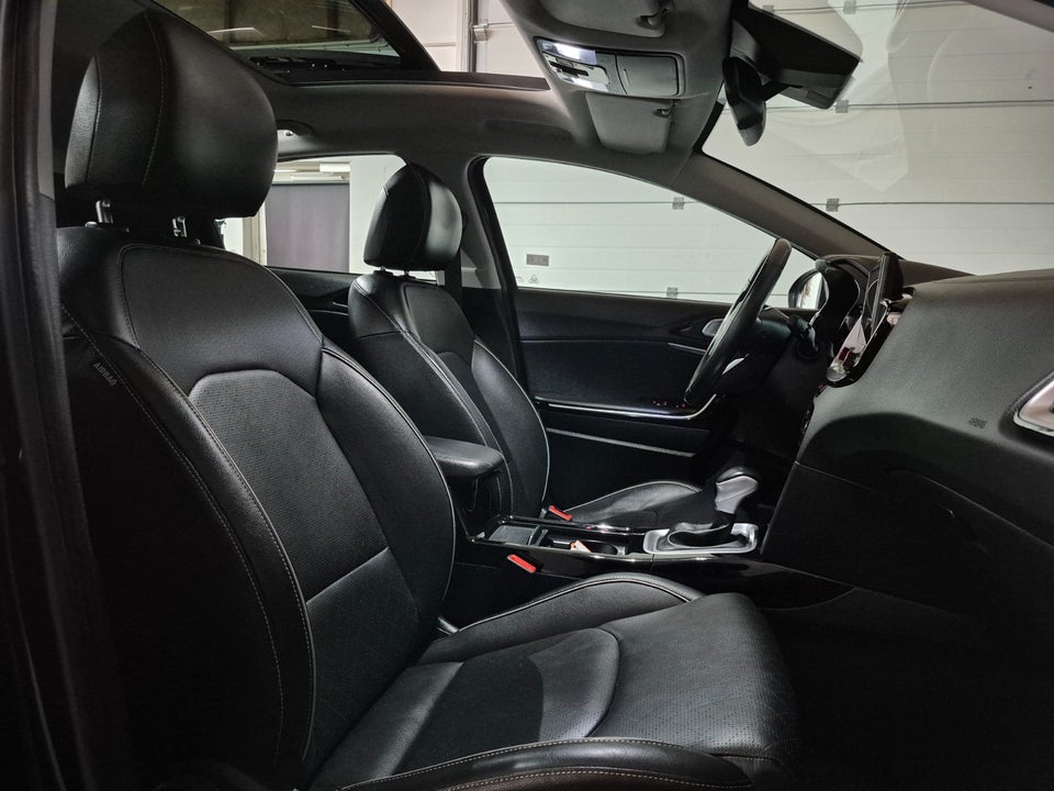 Kia XCeed 1,6 PHEV Upgrade DCT 5d