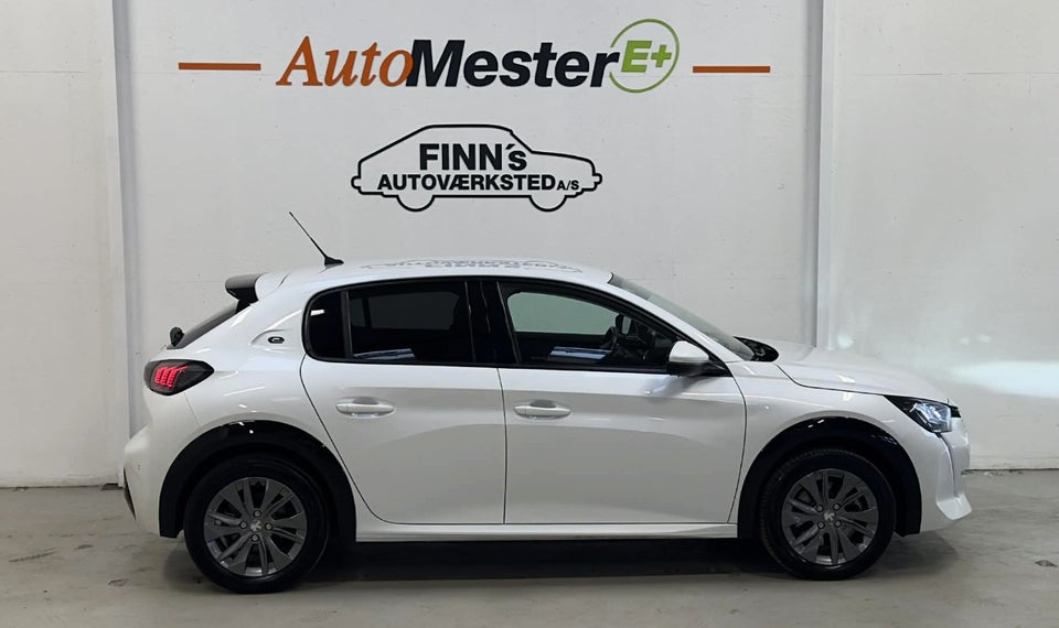 Peugeot e-208 50 Allure Limited 5d