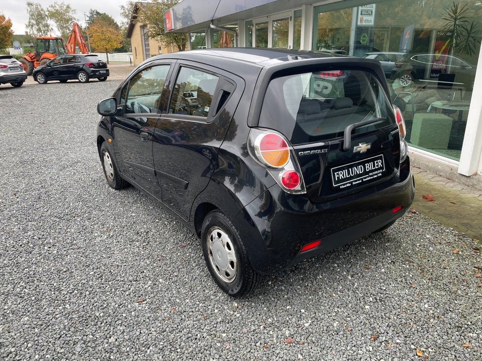 Chevrolet Spark 1,0 LS 5d