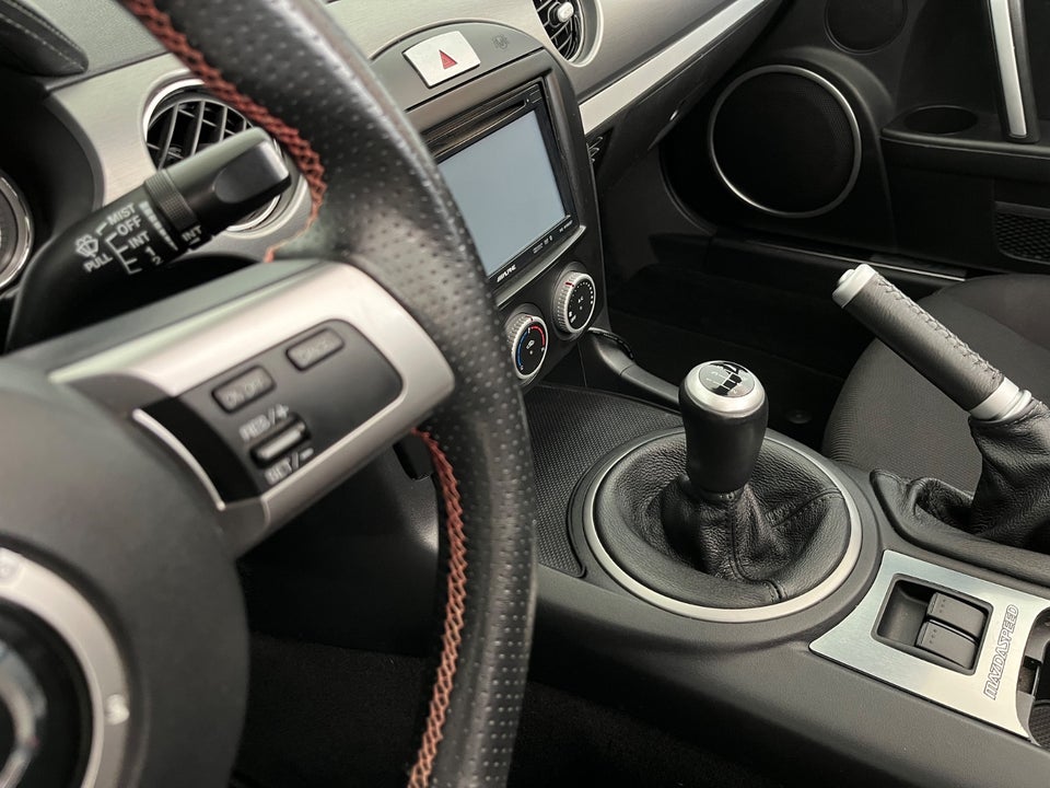 Mazda MX-5 1,8 Roadster 2d