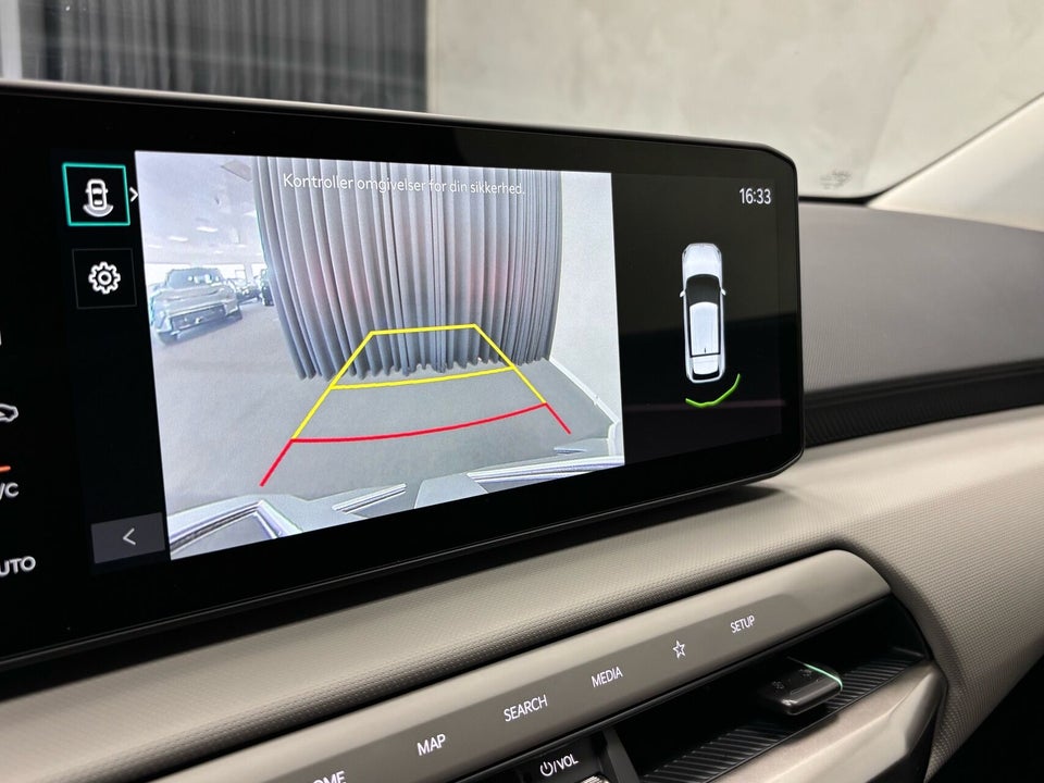 Kia EV4 58 Standard Range Access 5d