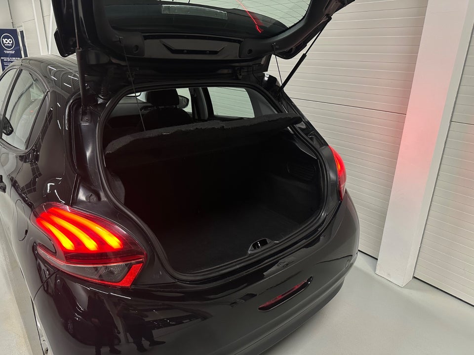 Peugeot 208 1,6 BlueHDi 100 Active 5d