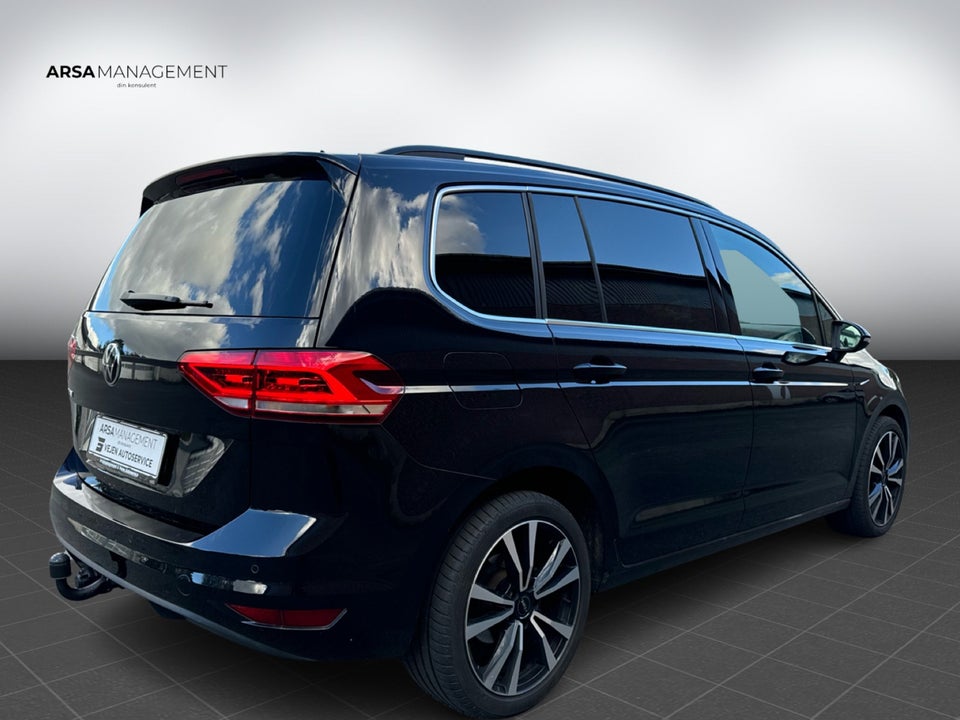 VW Touran 2,0 TDi 150 Highline+ DSG Van 5d