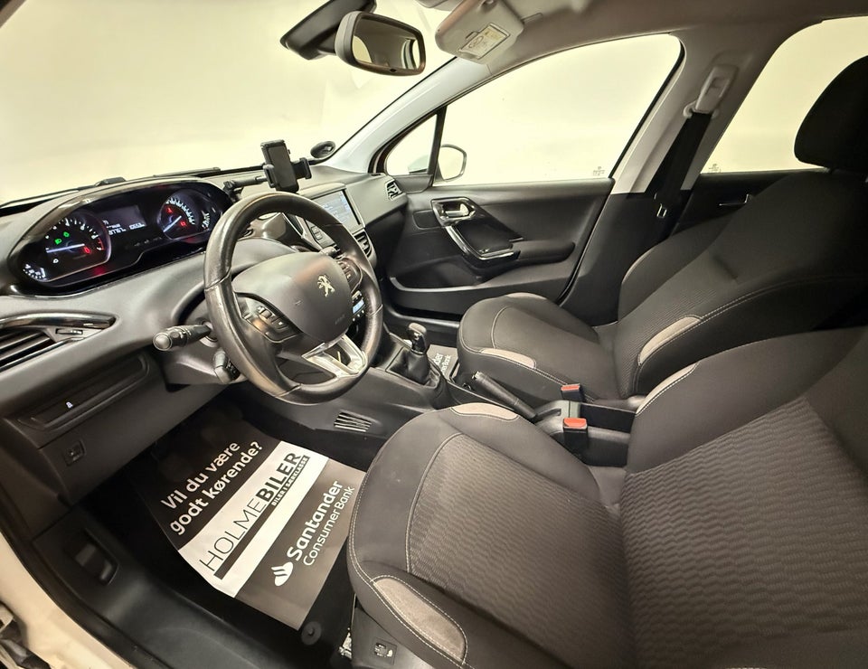 Peugeot 208 1,2 VTi 82 Chili+ 5d