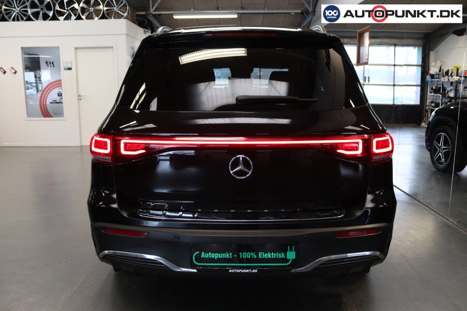 Mercedes EQB250 AMG Line 5d