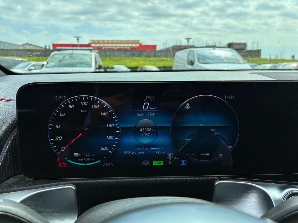 Mercedes EQB250+ AMG Premium 5d