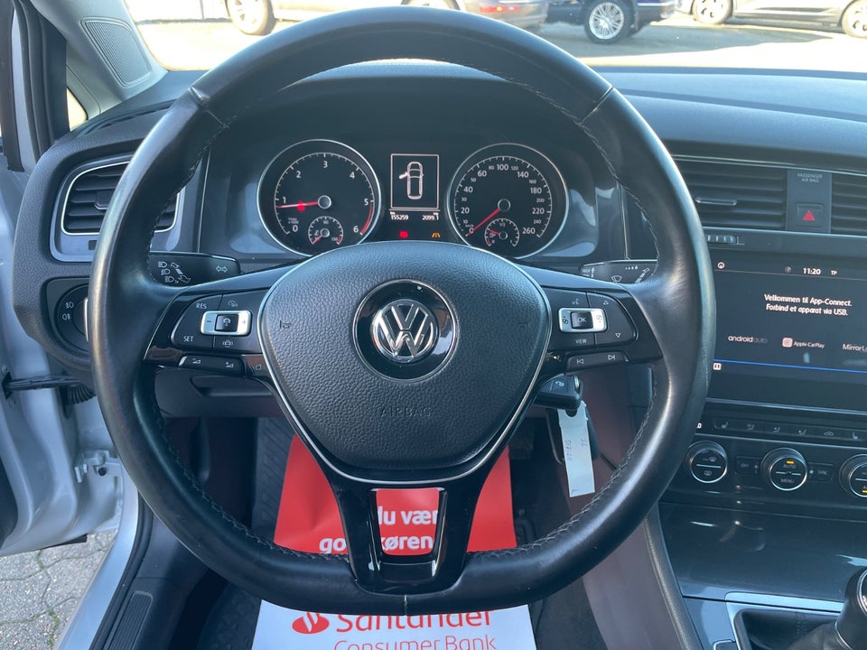 VW Golf VII 1,6 TDi 115 Comfortline Variant 5d