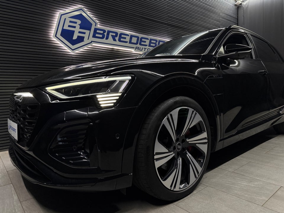 Audi Q8 e-tron 55 S-line Black Edition quattro 5d