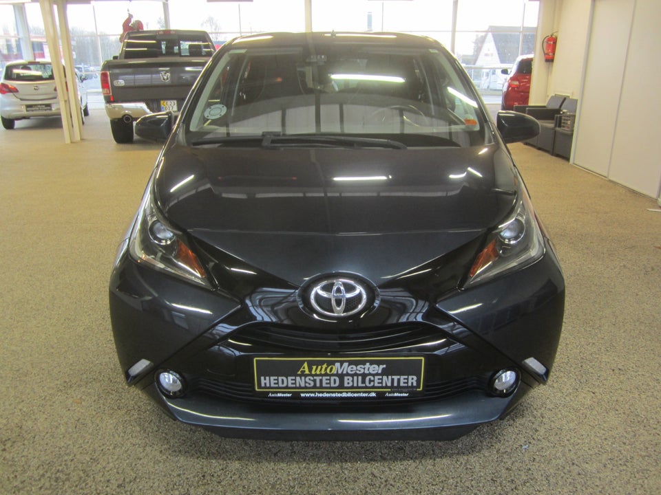 Toyota Aygo 1,0 VVT-i x-cellence x-shift 5d