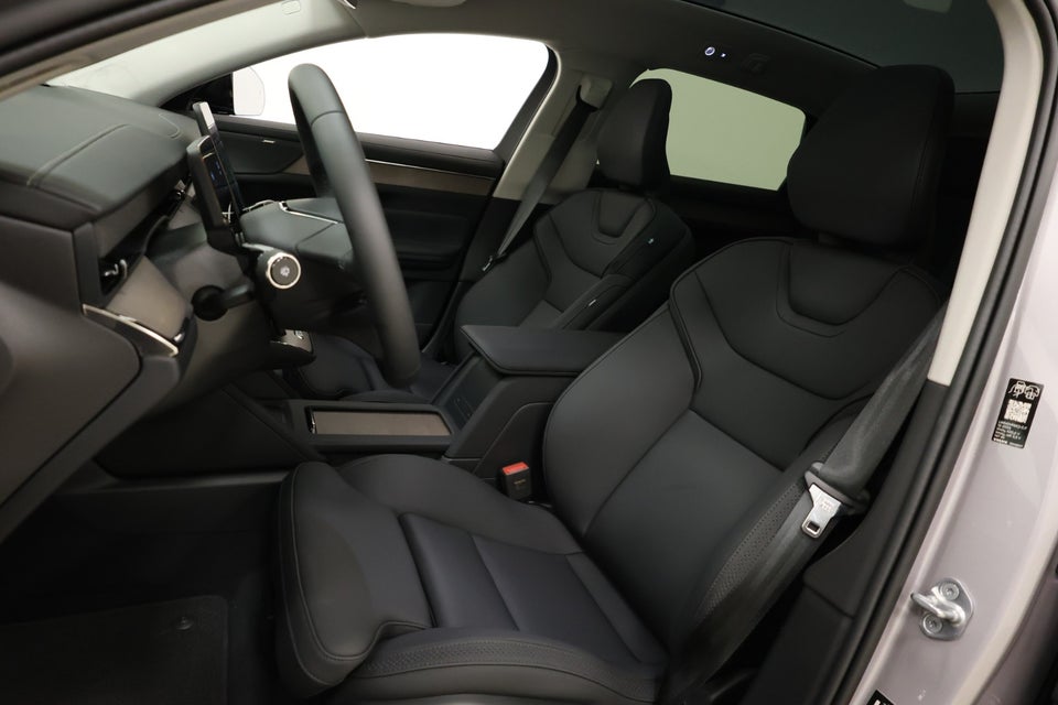 Volvo ES90 Extended Range Plus 4d