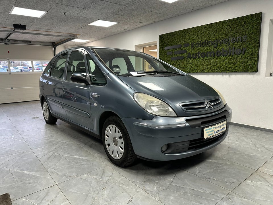 Citroën Xsara Picasso 2,0i  5d