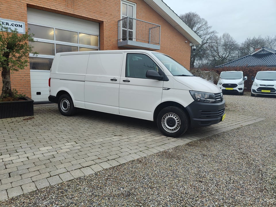 VW Transporter 2,0 TDi 150 Kassevogn DSG lang