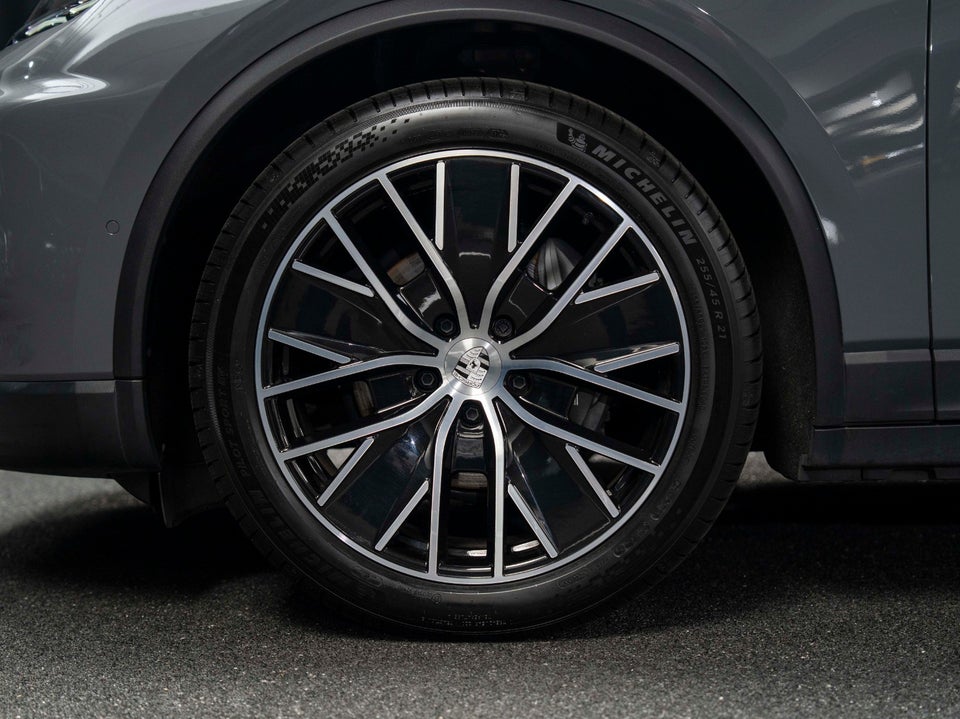 Porsche Macan 5d