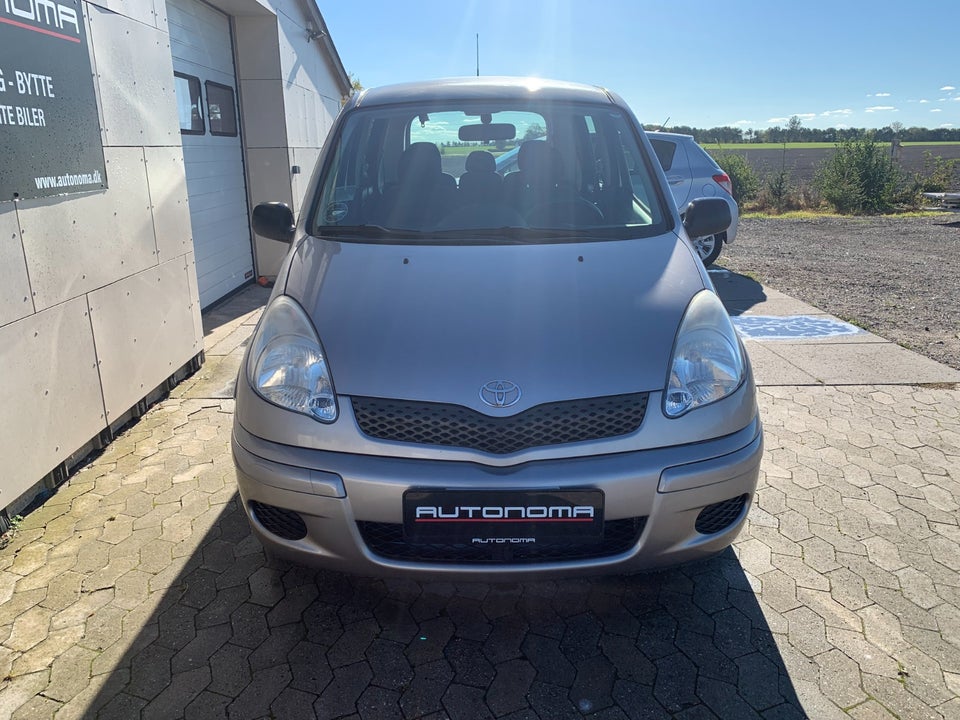 Toyota Yaris Verso 1,5 Sol 5d