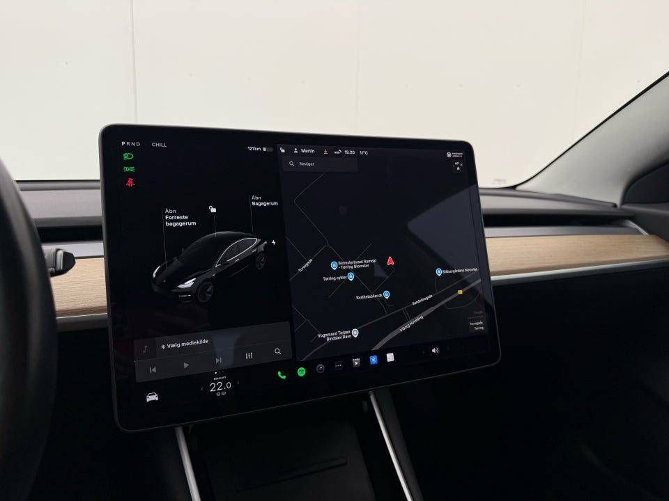 Tesla Model 3 Long Range AWD 4d