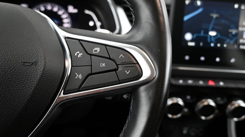 Renault Captur 1,3 TCe 140 Intens EDC 5d