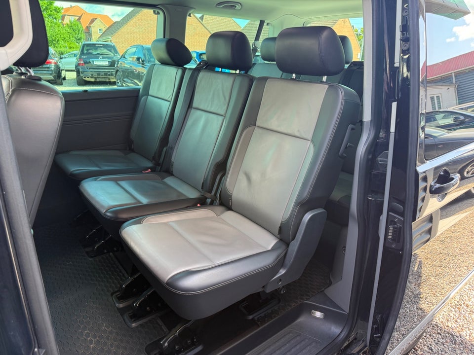 VW Caravelle 2,0 TDi 199 Highline DSG 4Motion kort