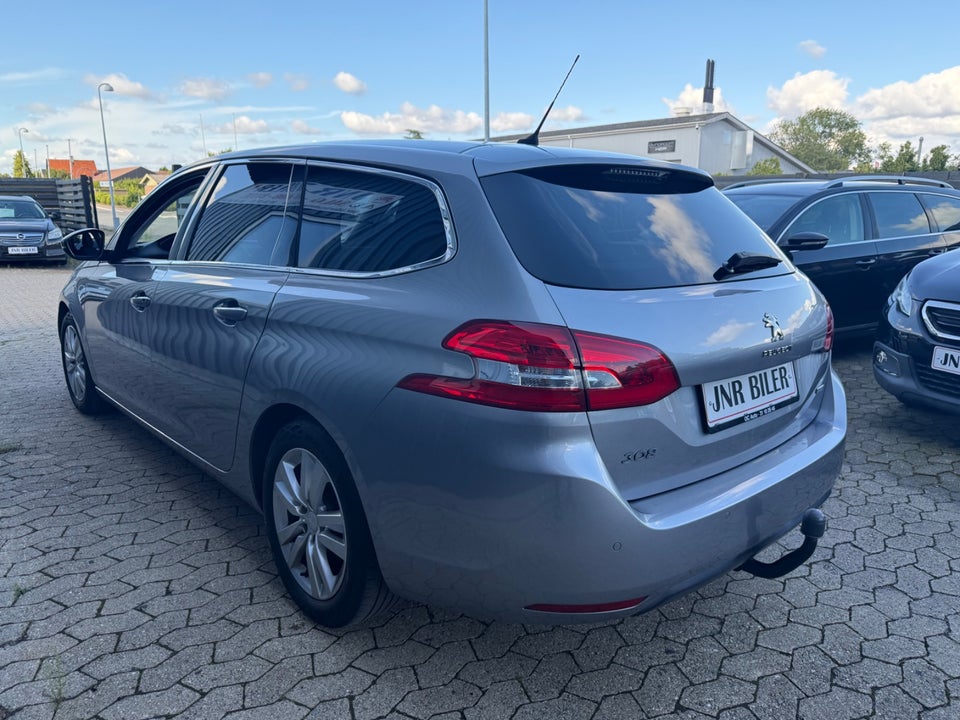 Peugeot 308 1,6 BlueHDi 120 Active SW 5d