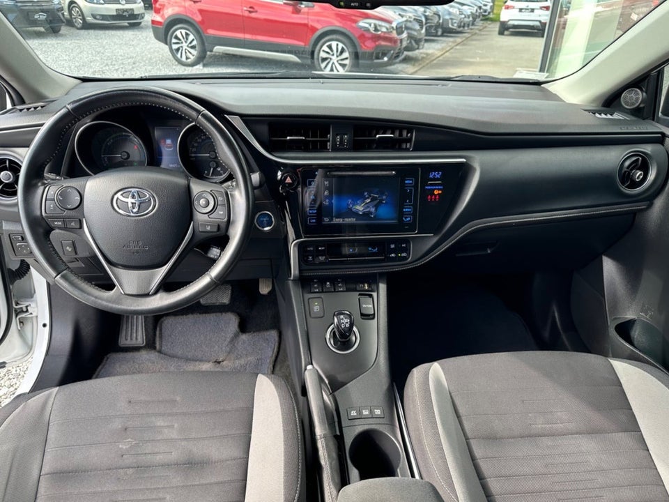 Toyota Auris 1,8 Hybrid H2 Comfort CVT 5d