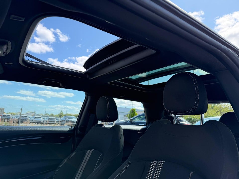 MINI Cooper SE Edition Premium 3d