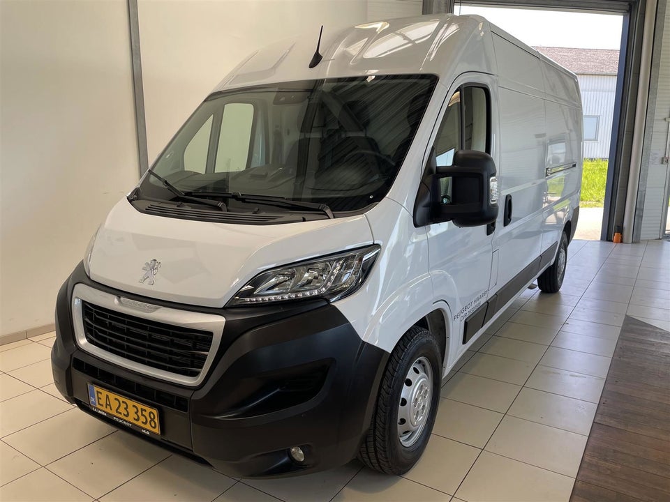 Peugeot Boxer 435 2,2 BlueHDi 165 L3H2 Premium