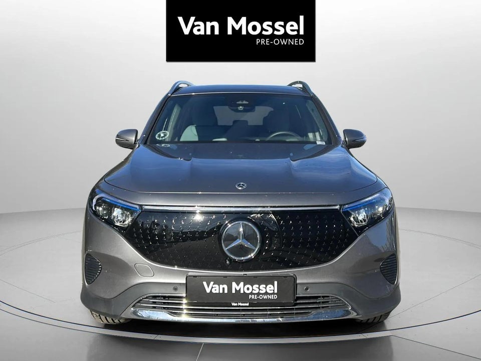 Mercedes EQB300 Progressive Advance Plus 4Matic 5d