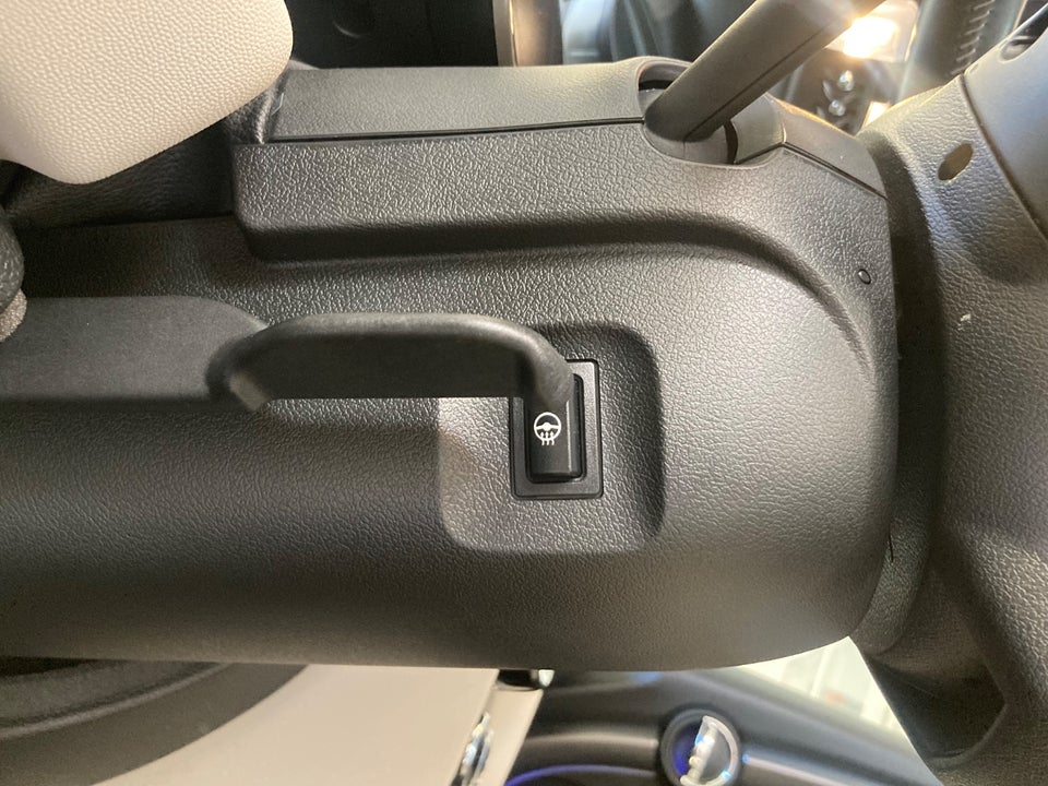 MINI Cooper SE Maximise 3d