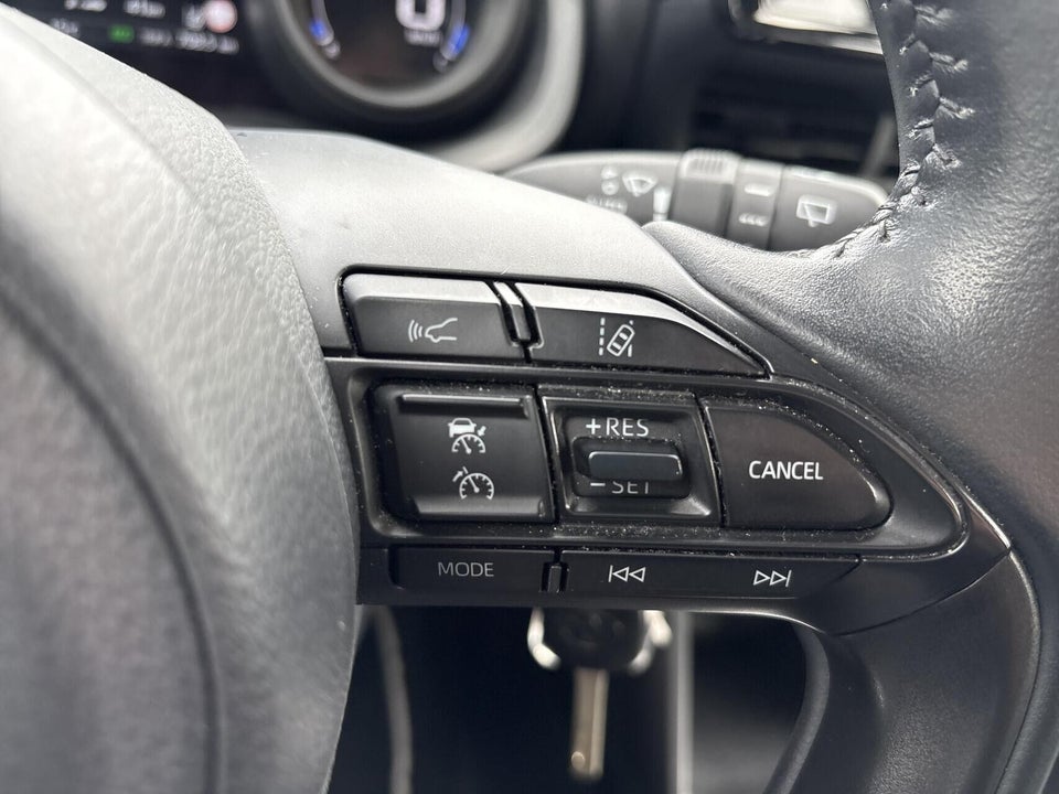 Toyota Yaris Cross 1,5 Hybrid Essential Comfort e-CVT 5d