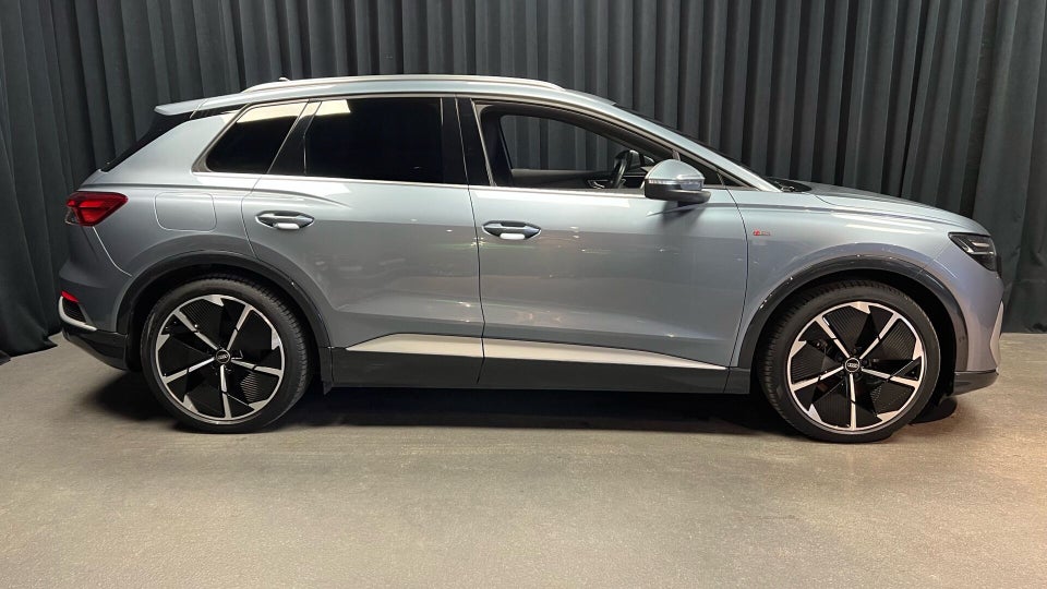 Audi Q4 e-tron 35 S-line 5d