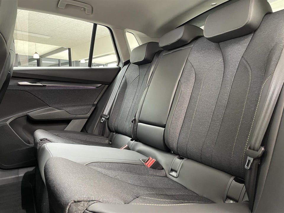 Skoda Elroq 85 iV Selection 5d