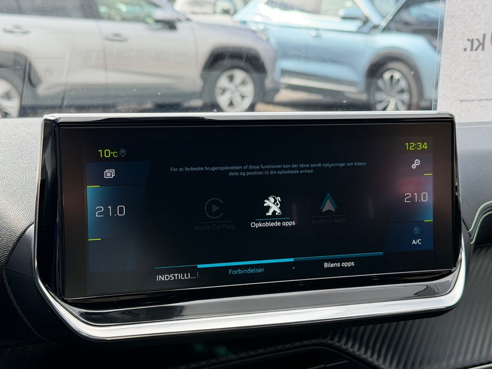 Peugeot e-208 50 GT 5d