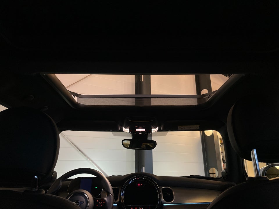 MINI Cooper SE Yours Trim 3d