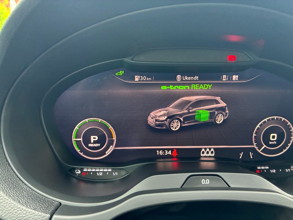 Audi A3 1,4 e-tron Sportback S-tr. 5d