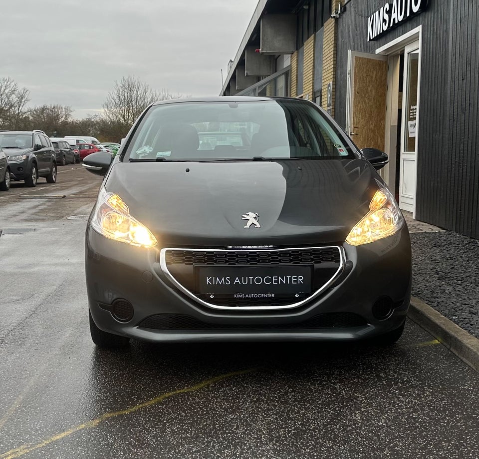Peugeot 208 1,2 VTi 82 Active 5d