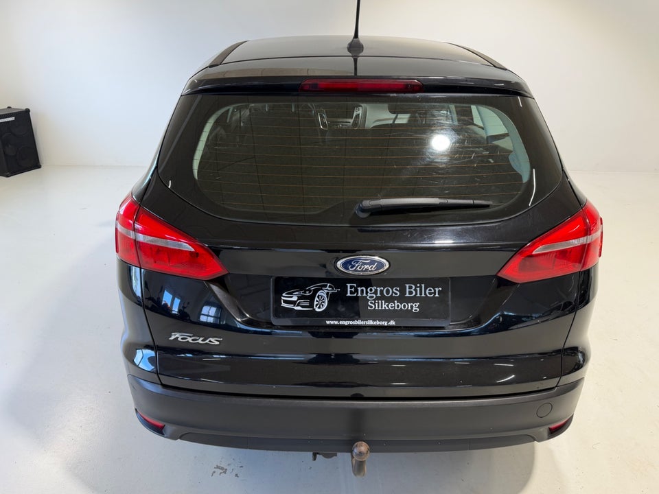 Ford Focus 1,5 TDCi 120 Business stc. 5d