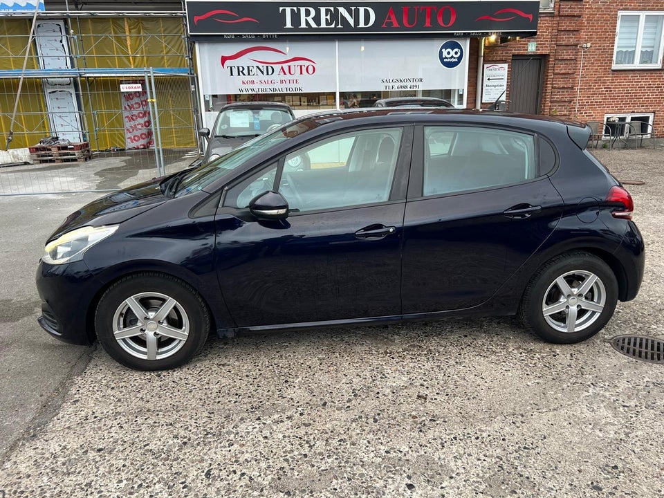 Peugeot 208 1,6 BlueHDi 100 Active 5d