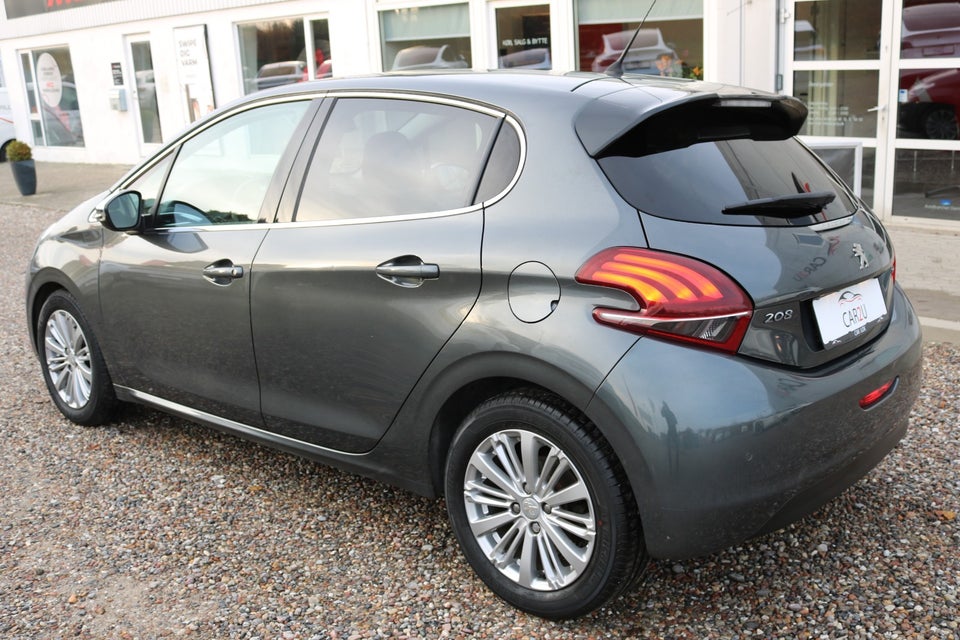 Peugeot 208 1,6 BlueHDi 100 Desire 5d