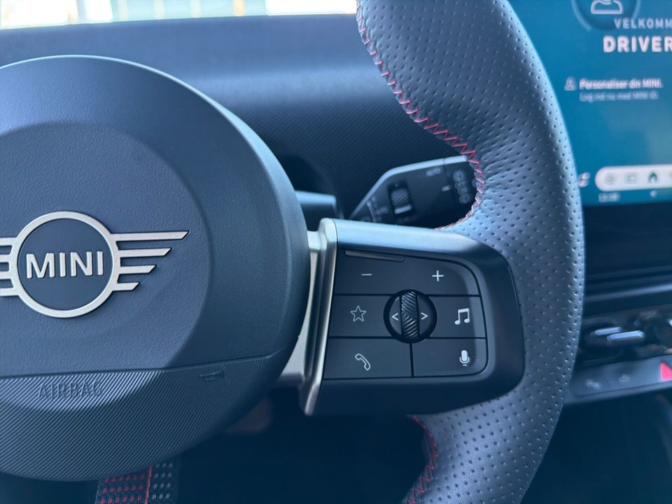 MINI Cooper SE JCW Trim XL 3d