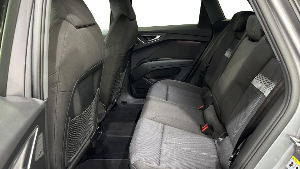 Audi Q4 e-tron 40 Attitude 5d