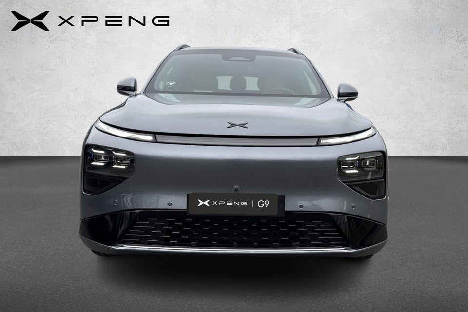 Xpeng G9 Performance 5d