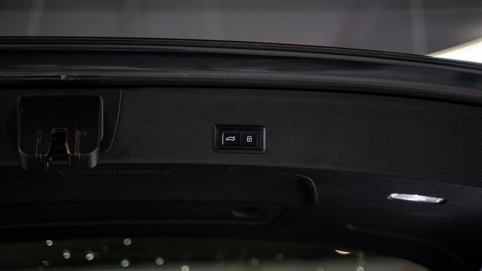 Audi A4 3,0 TDi 272 quattro Tiptr. 4d