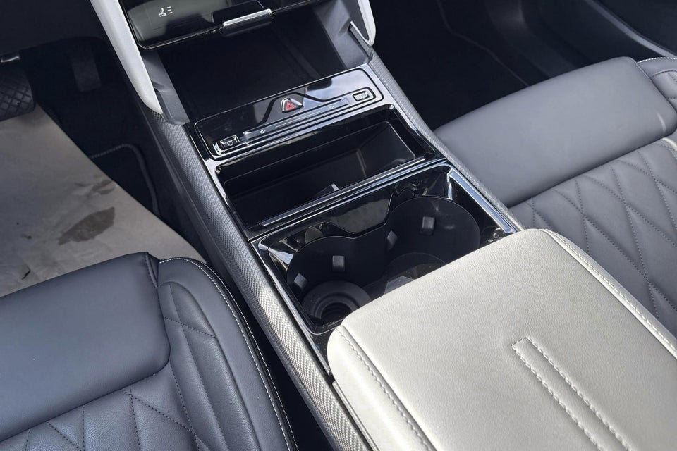 Ford Explorer 77 Premium Extended Range 5d