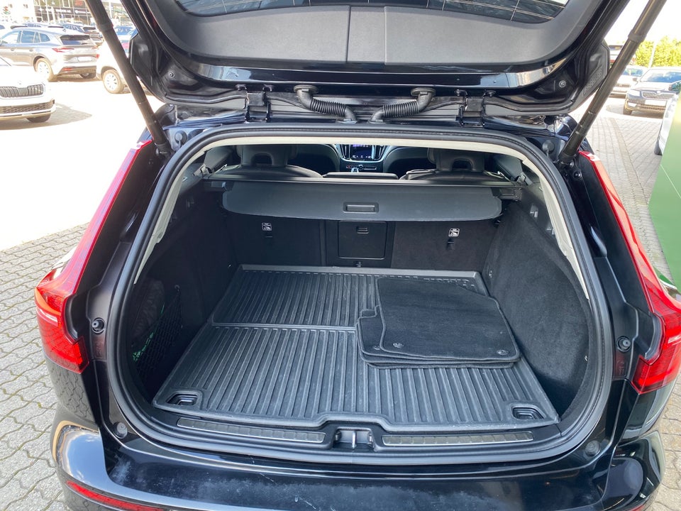 Volvo V60 2,0 T8 ReCharge Inscription aut. AWD 5d