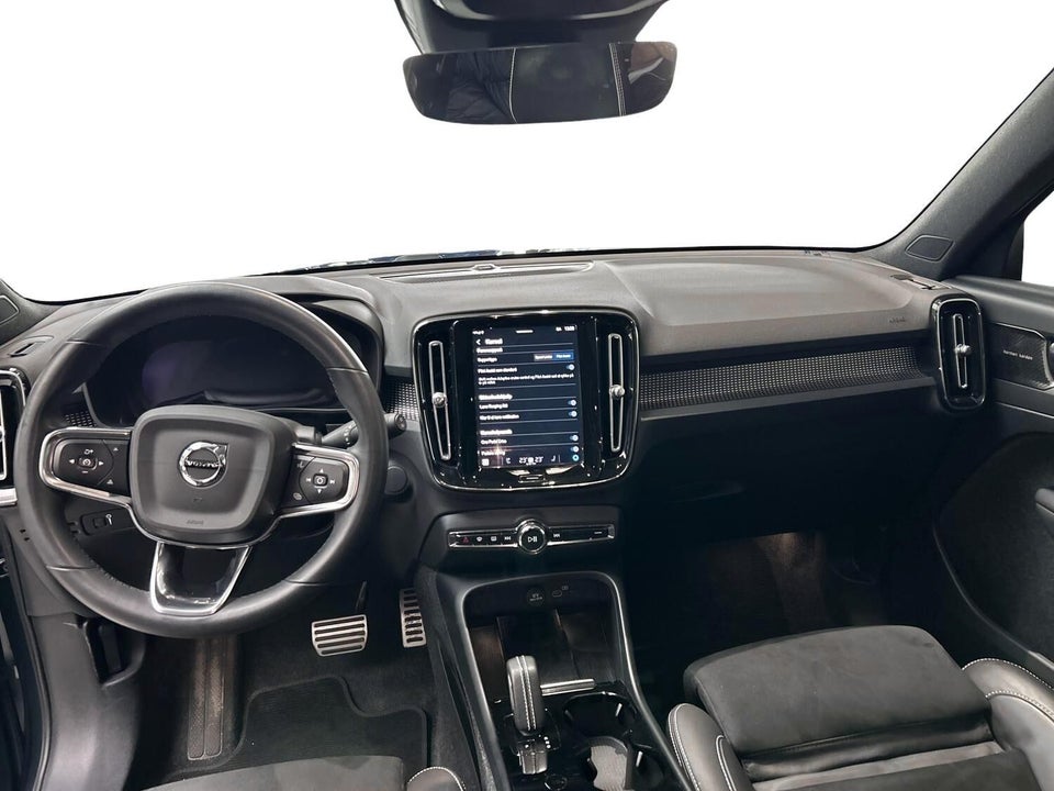 Volvo XC40 P8 ReCharge Twin Pro 5d