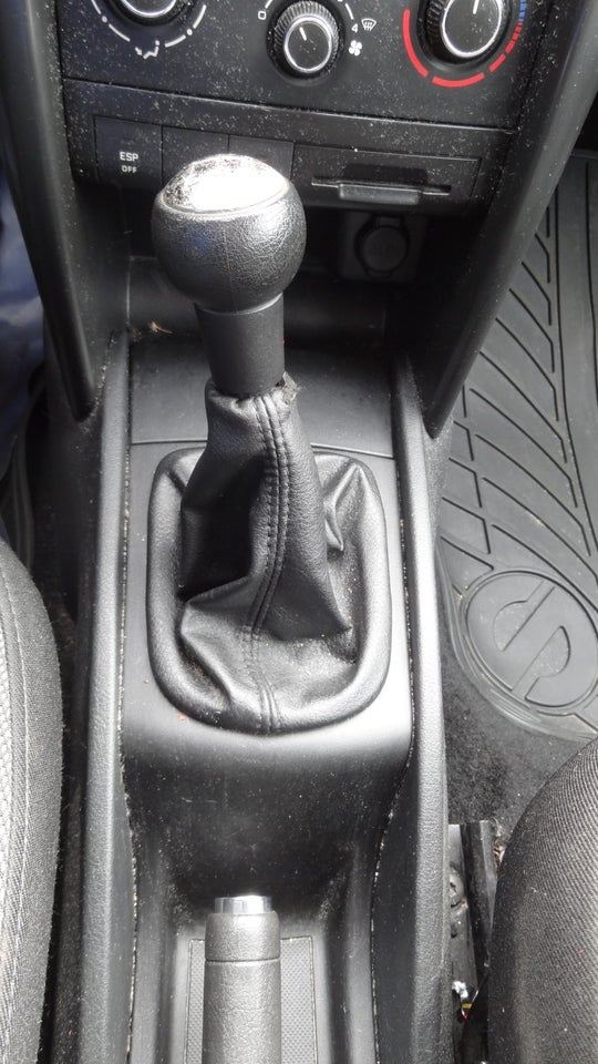Peugeot 207 1,6 HDi 90 Comfort+ 5d