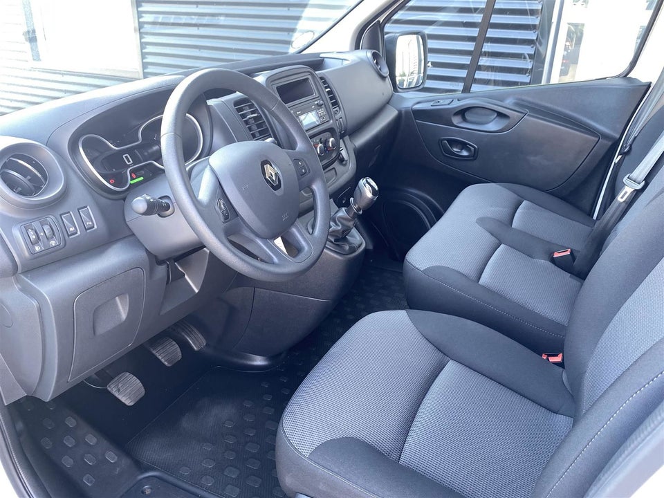 Renault Trafic T29 2,0 dCi 120 L2H1